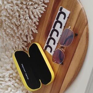 Marc Jacobs 💥NWT💥 772/S s Gold Frame Sunglasses with Black Accents W/ Case